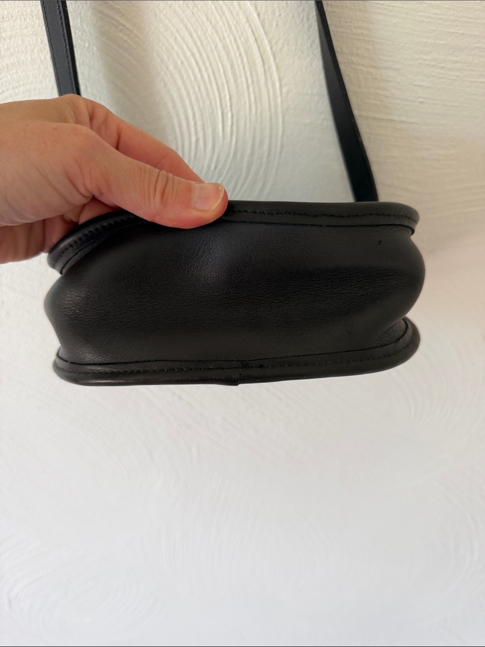Vintage Coach Watson 9981 Crossbody Shoulder Bag. - Picture 5 of 16